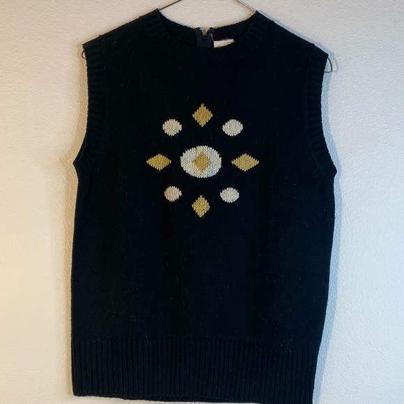 Catalina Sweaters - 60s Catalina Black and Gold Sleeveless Sweater